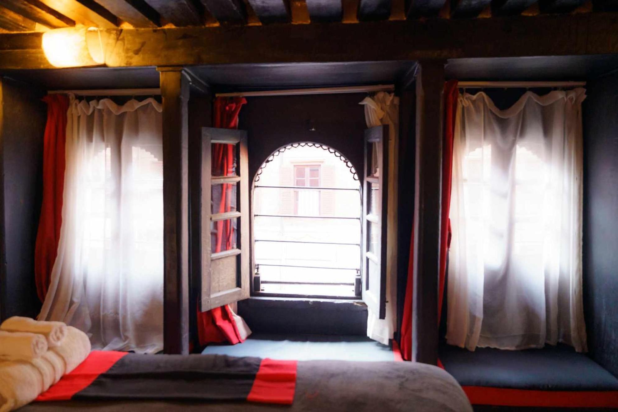 Hira Guest House Lalitpur Esterno foto