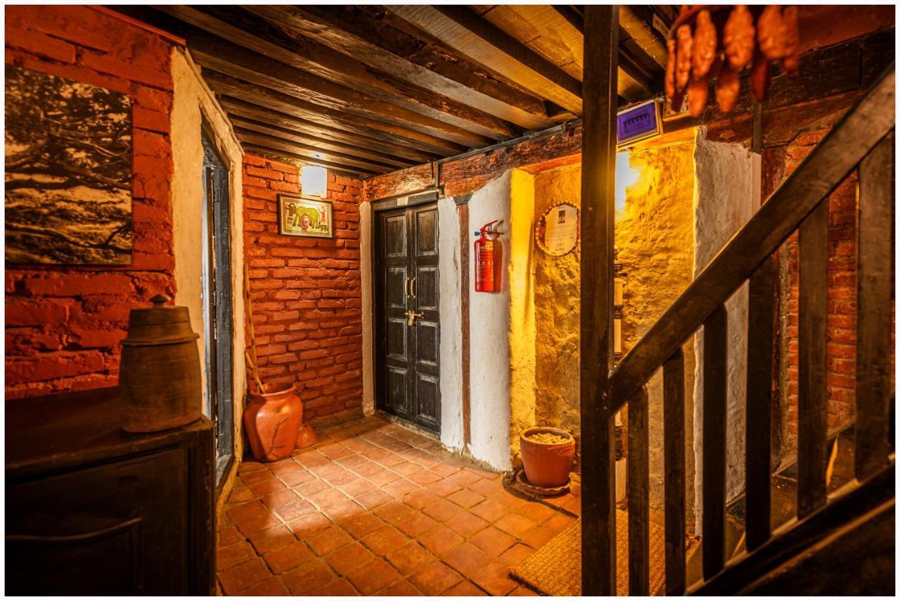 Hira Guest House Lalitpur Esterno foto